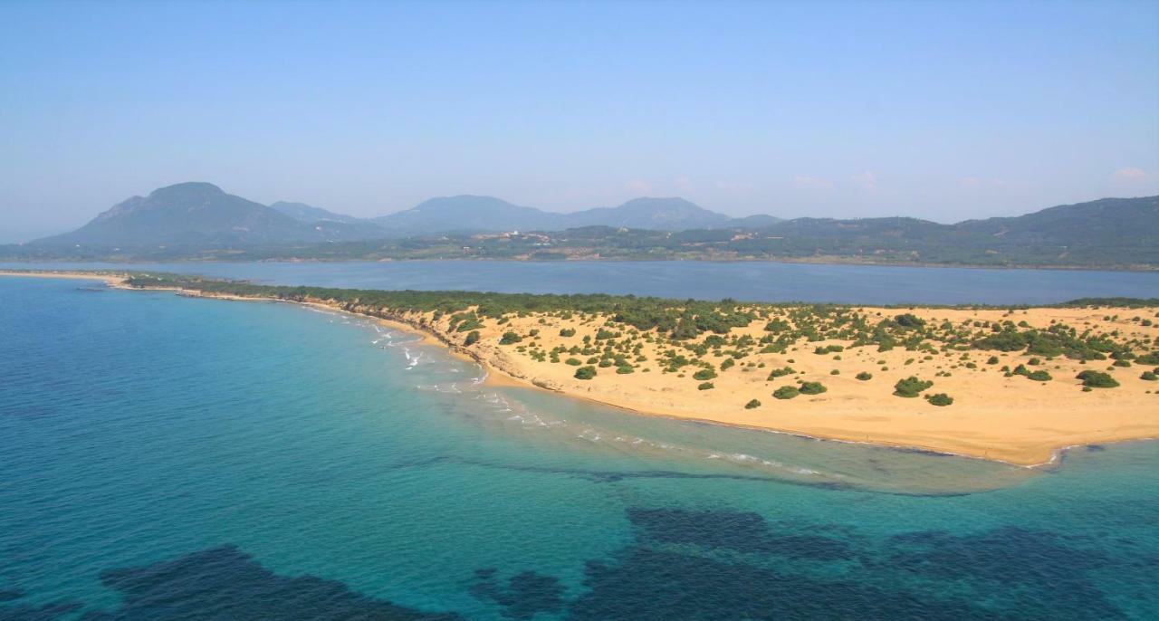 Issos Beach Villa Linia Exterior photo